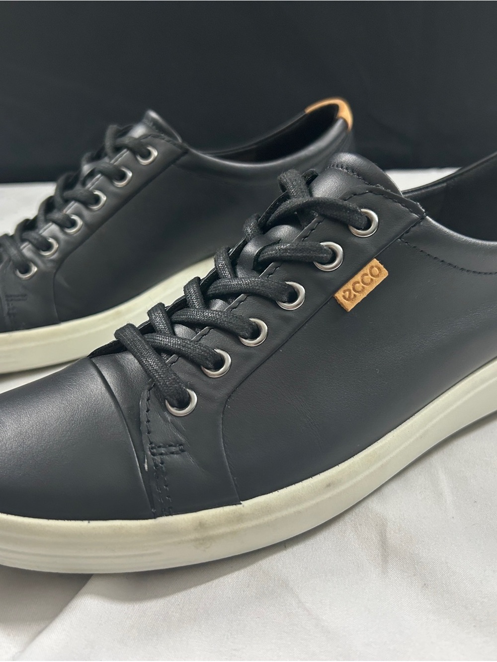 ECCO Soft 7 Black Leather Sneakers Women's 10-10.5 EU 41